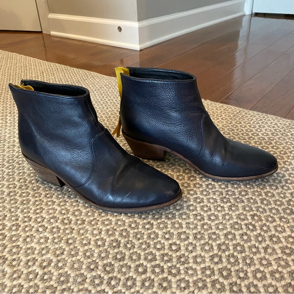 Boden Atherstone Ankle Booties Navy Size 40